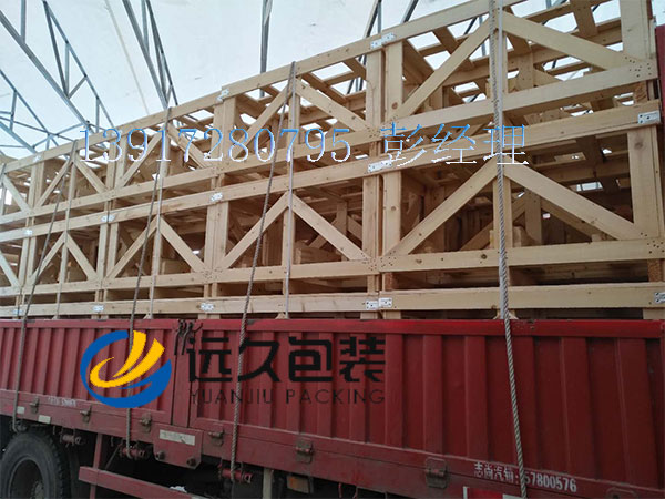 花格實(shí)木木箱 花格木箱